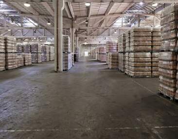 Leipzig + Rampenlager mit Büro in Logistikanlage zur Miete