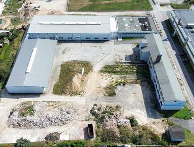 Nahe Dresden & A4 | Für Eigennutzer & Entwickler | Gewerbeareal mit Hallen & Bürogebäude zum Kauf