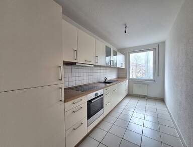++ 2-Raumwohnung mit Balkon & Einbauküche in Dresden-Blasewitz ++