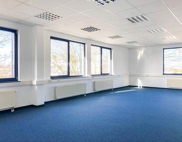 Bald verfügbar | Rund 400 m² Büro im Gewerbegebiet Pirna zur Miete
