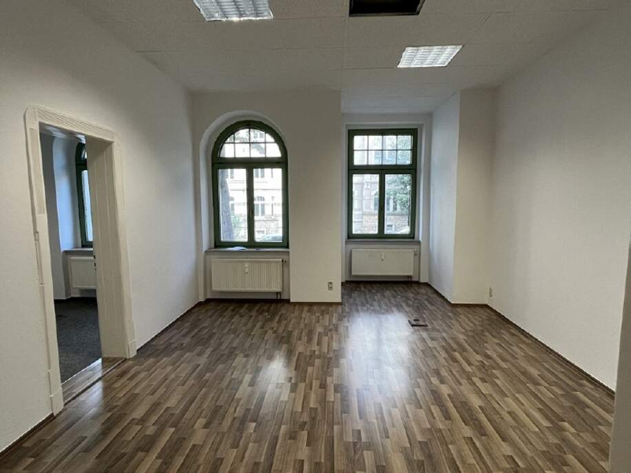 Büro groß