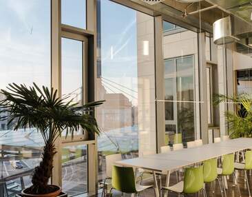 TOP Adresse | ca. 120 m² moderne Bürofläche in Stadtzentrum von Dresden mieten!