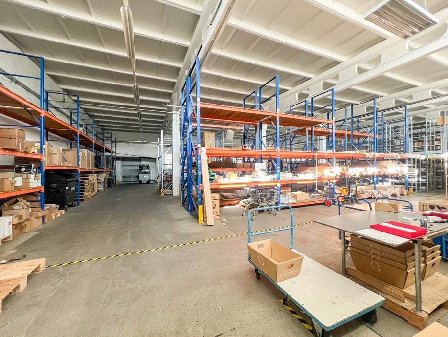 Innenansicht Hale 1 - Immobilienmakler Dresden, Chemnitz, Leipzig