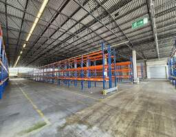 Gewerbekomplex | rund 20.000 m² Halle mit Freifläche im Umland von Dresden