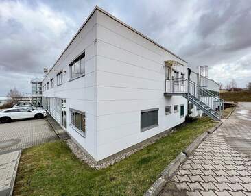 Bürofläche direkt an der Autobahn A4 in Klipphausen zur Miete