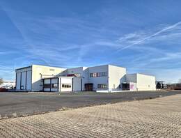 Nahe Freiberg ++ 2.817 m² Produktionshalle mit Rampen und Freifläche zur Miete!++