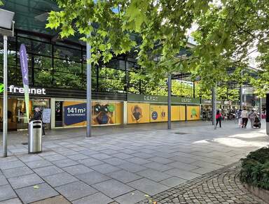 Laufkundschaft | ca. 1.165 m² Laden in Dresdner City | Große Schaufensterfront