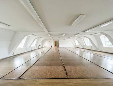 Helles Raumklima | Bürofläche mit ca. 214 m² | Schwerter Haus im Dresdner Süden