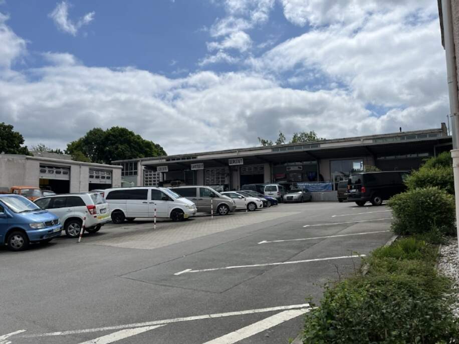 Parken und Hallen