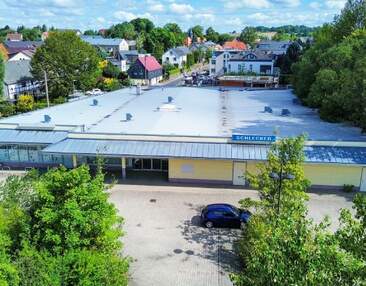 Arnsdorf bei Dresden | ca. 1.236 m² Hallenfläche mit Freifläche zur Miete