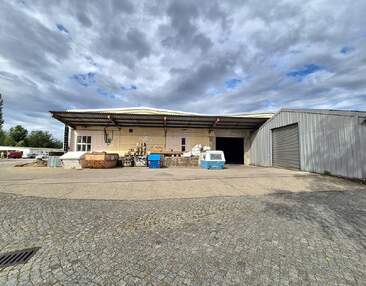 Bis zu 1.300 m² Hallenfläche nahe Dresden | Mieten Sie in einem Gewerbeareal in Coswig