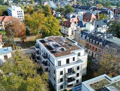 Exklusive Traumwohnung mit ca. 15 m² Terrasse & Blick in den Garten!