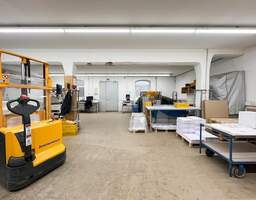 Arbeiten mit Blick auf die Weißeritz - Lagerflächen in Dresden Löbtau zur Miete!