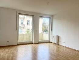 ++ 3-Raumwohnung mit Balkon & Einbauküche in Dresden-Blasewitz ++
