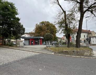 Büro mit befestigter Parkfläche in der Innenstadt Meinigen zu kaufen