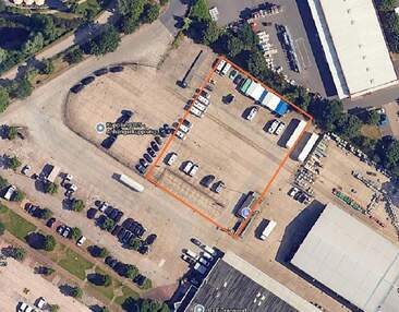 Nahe Autobahn A4 | ca. 300 m² befestige Freifläche in Dresden Übigau