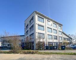 241 m² zur Miete: Büro in modernem Bürohaus Gewerbegebiet Pirna-Sonnenstein