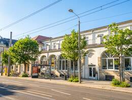 Helle Ladenfläche - ca. 145 m² - mit Charme und großer Schaufensterfront zur MIete!