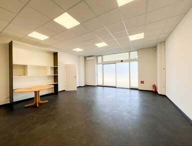 Dresdner Norden | Rund 780 m² individuelle Gewerbefläche in Radeberger Vorstadt zur Miete