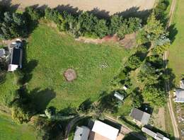 Bauträgerfrei | ca. 1.500 m² Baugrundstück in grüner Umgebung | zentral gelegen