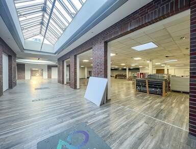 Ca. 3.317 m² individuelle Gewerbefläche in Dresden Striesen | vielseitige Nutzung | zur Miete