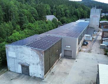 2.400 m² Hallenfläche mit 13 t Krananlagen nahe Dresden zur Miete