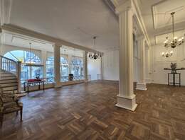 Helle Ladenfläche - ca. 145 m² - mit Charme und großer Schaufensterfront zur MIete!