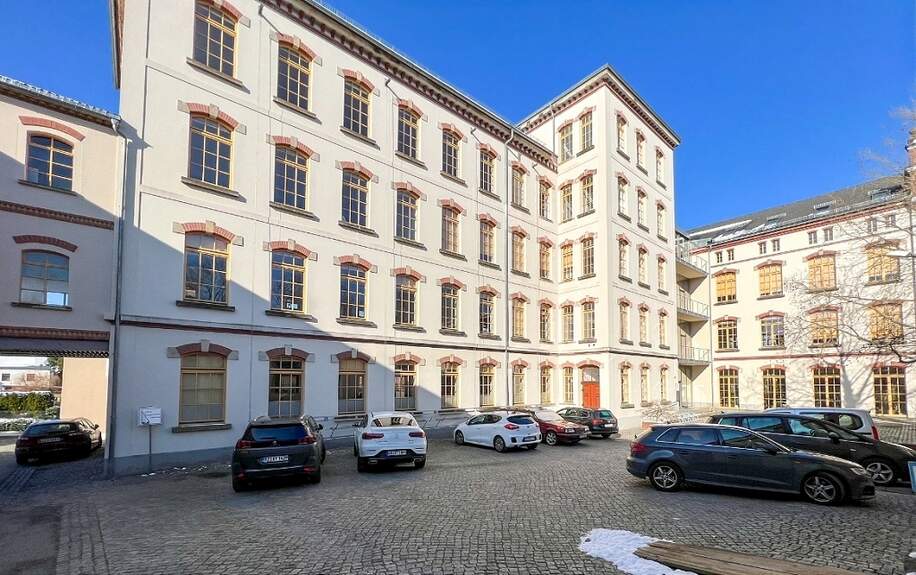 Außenansicht Bürohaus - Immobilienmakler Dresden, Chemnitz, Leipzig