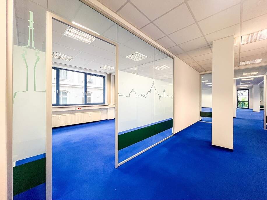 Innenansicht mit Glastrennwand