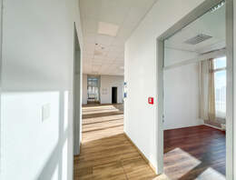 200 m² moderne Bürofläche zur Miete! Ab sofort verfügbar!
