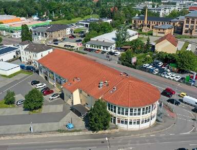 Rendite? Gibts hier! Geschäftshaus in frequentierter Lage von Pirna zum Kauf!