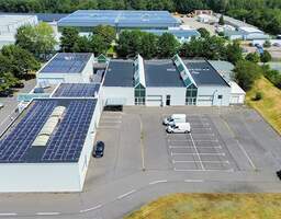 Ebenerdig befahrbare Hallenfläche + Freiflächen in Radeberg zur Miete!