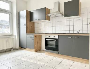 frisch renovierte 3-Raumwohnung mit neuer Einbauküche in Chemnitz Sonnenberg mieten