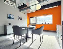 Repräsentative Bürofläche mit ca. 1.000 m² - in Freiberg zur Miete!