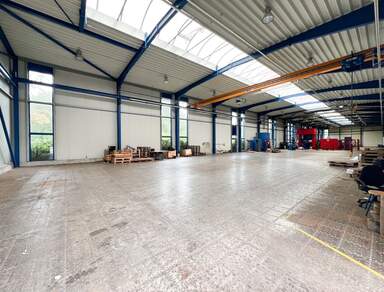 Lager- und Produktionsflächen direkt an der S177 und S81 - unweit der Halbleiterindustrie - zum Kauf!