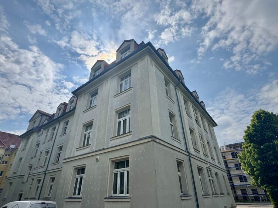 Hausansicht Rückansicht