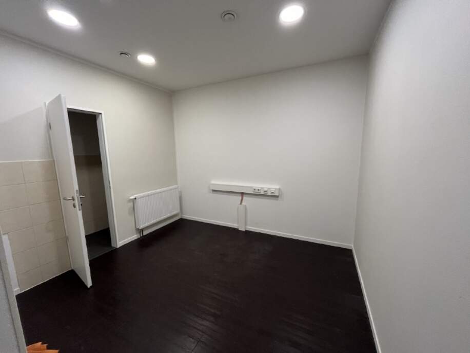 WC Umkleide Büro