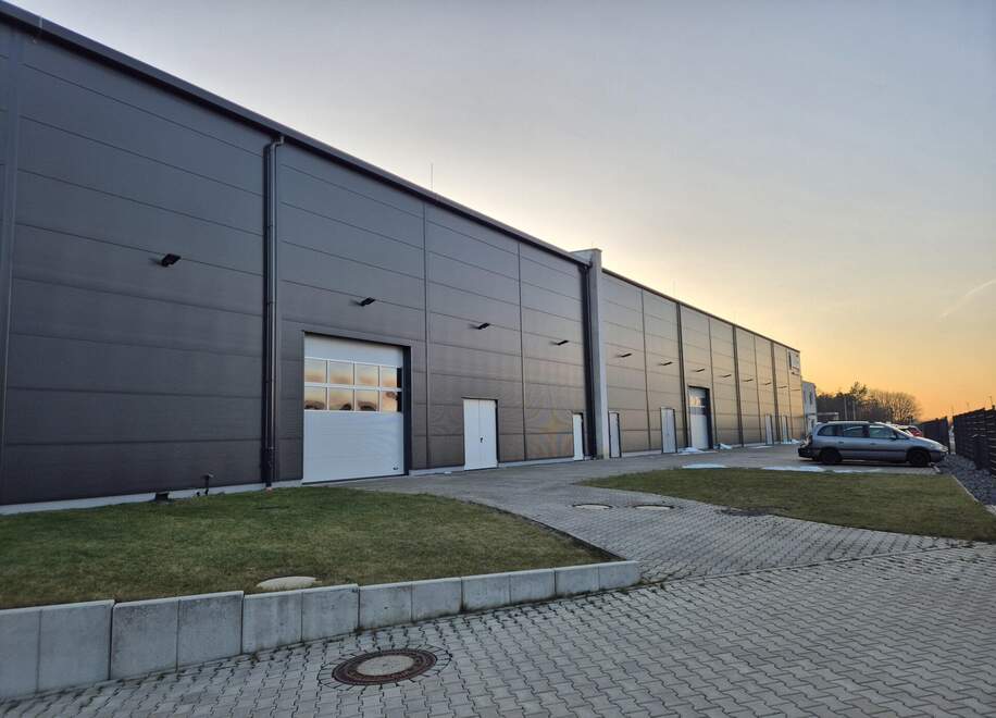 Außenansicht Zufahrt