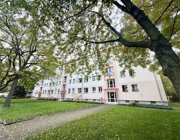 ++ Attraktive 2-Raumwohnung in begehrter Lage am Großen Garten ++