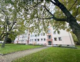 ++ Attraktive 2-Raumwohnung in begehrter Lage am Großen Garten ++