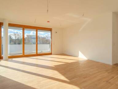 Bezugsfertige Familienwohnung mit großem Balkon - Stellplatz
bereits inbegriffen!