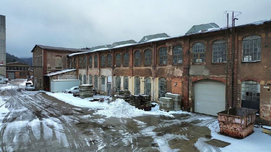 Außenansicht Halle