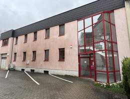 Kleines Bürohaus mit 245 m² Büro oder Praxisfläche zur Miete
