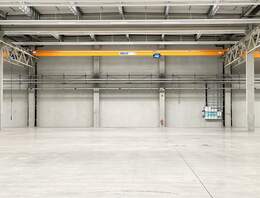 Direkt an der A4 & A14 | ca. 6.900 m² Produktionshalle mit 8 t Krananlagen & 4 Toren zur Miete