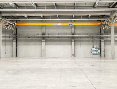 Direkt an der A4 & A14 | ca. 6.900 m² Produktionshalle mit 8 t Krananlagen & 4 Toren zur Miete