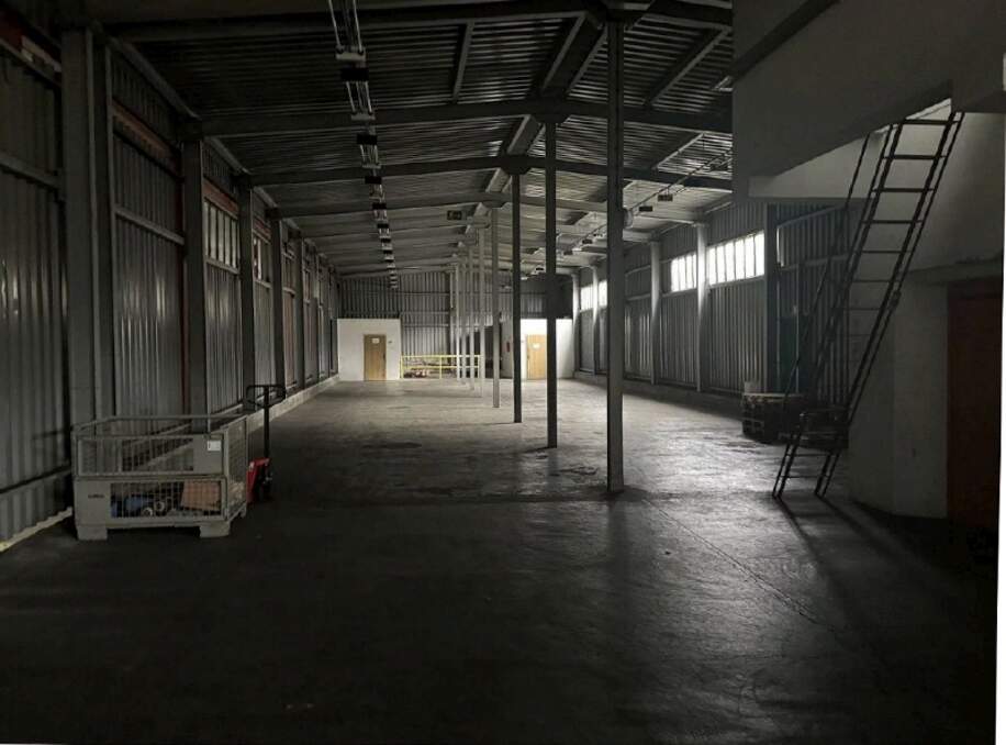 Halle Innenansicht