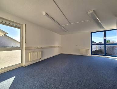 Individuelle Bürofläche: ca. 170 m² zur Miete in Coswig!