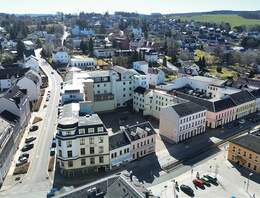 Vielseitig nutzbar | Rund 1.000 m² Gewerbefläche in Lengenfeld zur Miete