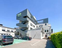 Moderne Lager- und Produktionsflächen in saniertem Industriegebäude
