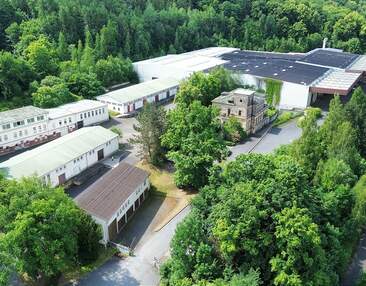 Direkt an der A17 | Hallenfläche mit ca. 1.857 m² nahe Dresden zur Miete